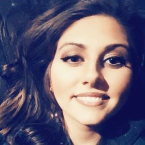 Meet your Posher, Becca